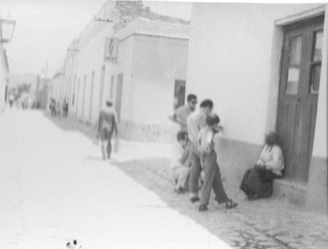 Carlos Páez de la Torre (h) entrevista a lugareños