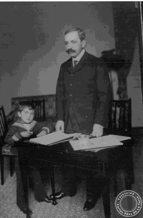 Luis F. Nougués con su hijo Luis